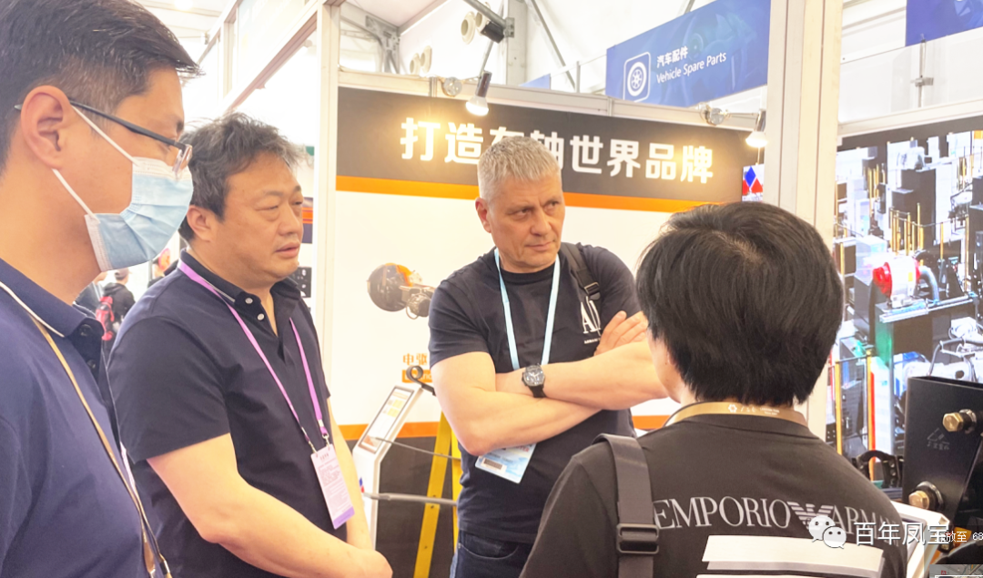 AYX.COM-爱游戏ayx·（中国）官方网站
重科亮相133届广交会